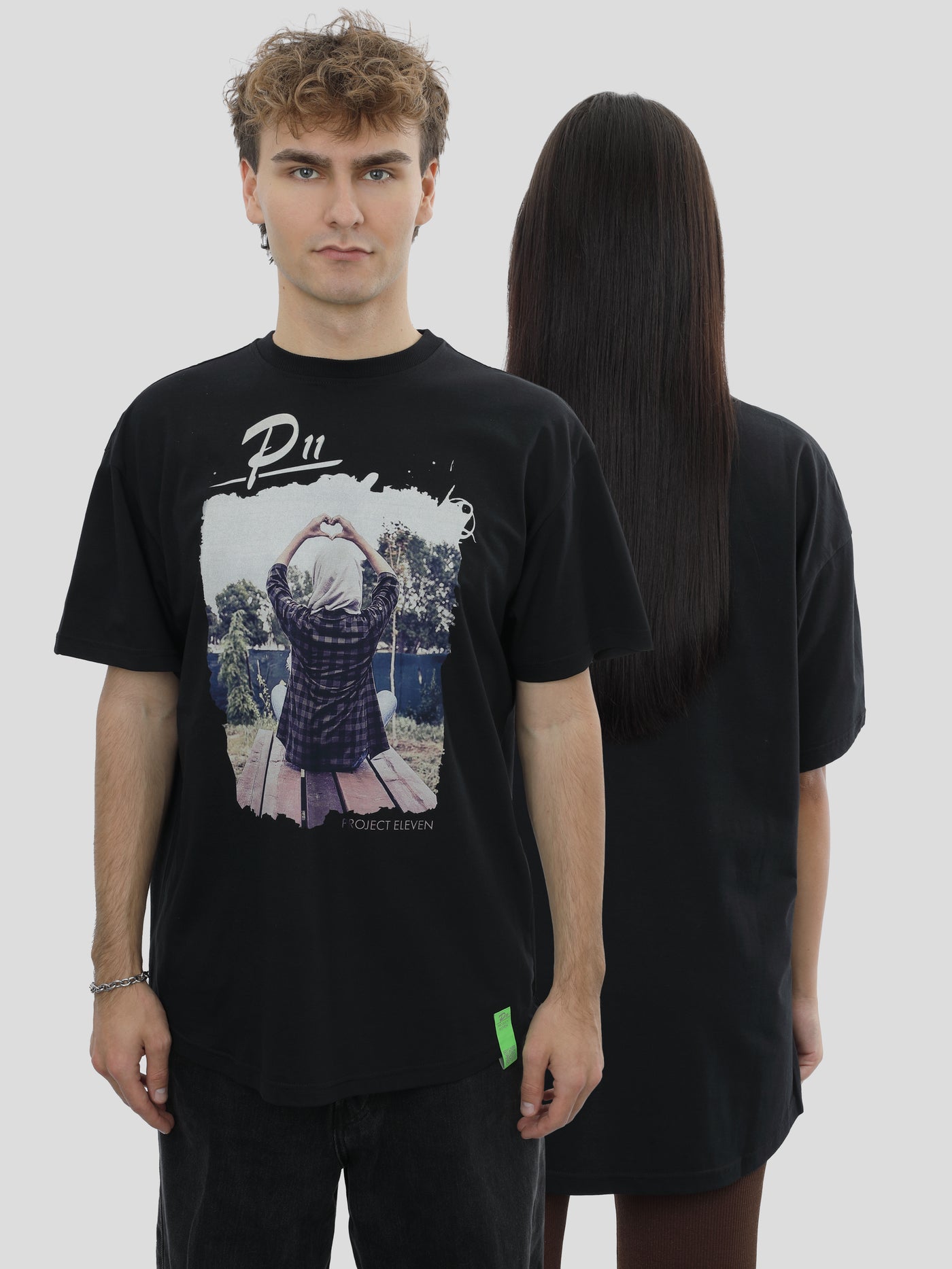 T-Shirt Oversize Unisex Herz Print in Schwarz