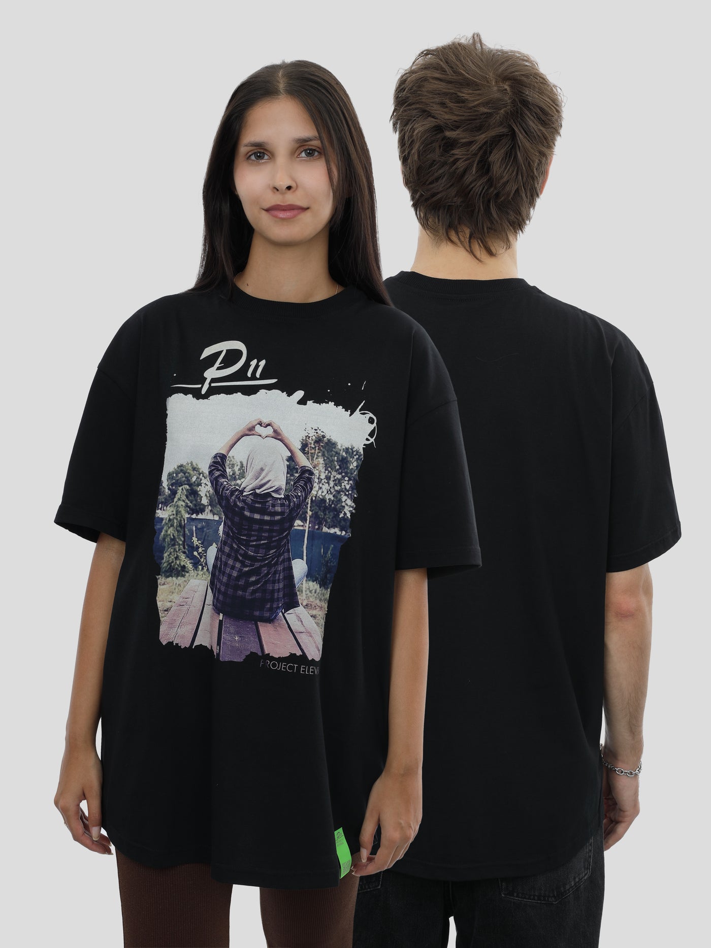 T-Shirt Oversize Unisex Herz Print in Schwarz